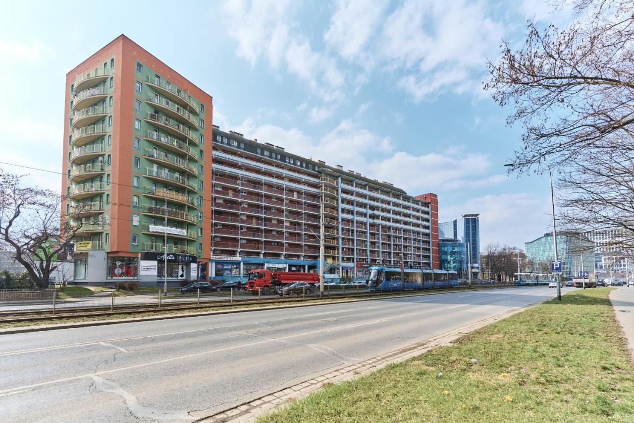 Apartments Wroclaw Legnicka By Noclegi Renters Exterior foto
