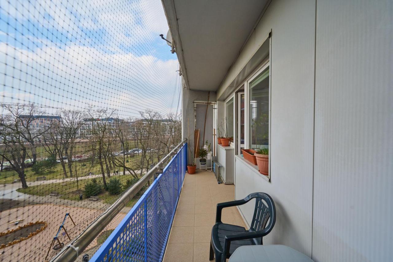 Apartments Wroclaw Legnicka By Noclegi Renters Exterior foto
