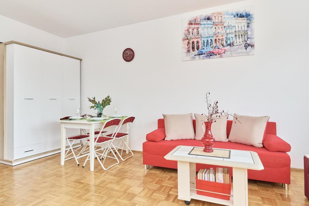 Apartments Wroclaw Legnicka By Noclegi Renters Exterior foto